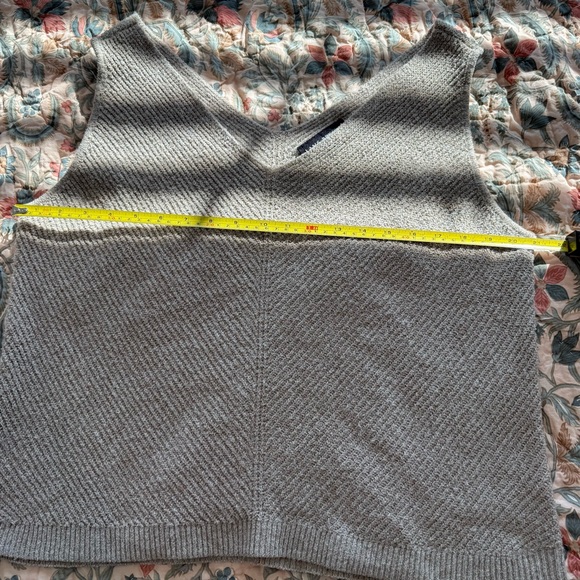 LANE BRYANT SUPER SOFT SLEEVELESS TOP/SWEATER. Camel Color size 18/20 - Picture 6 of 9